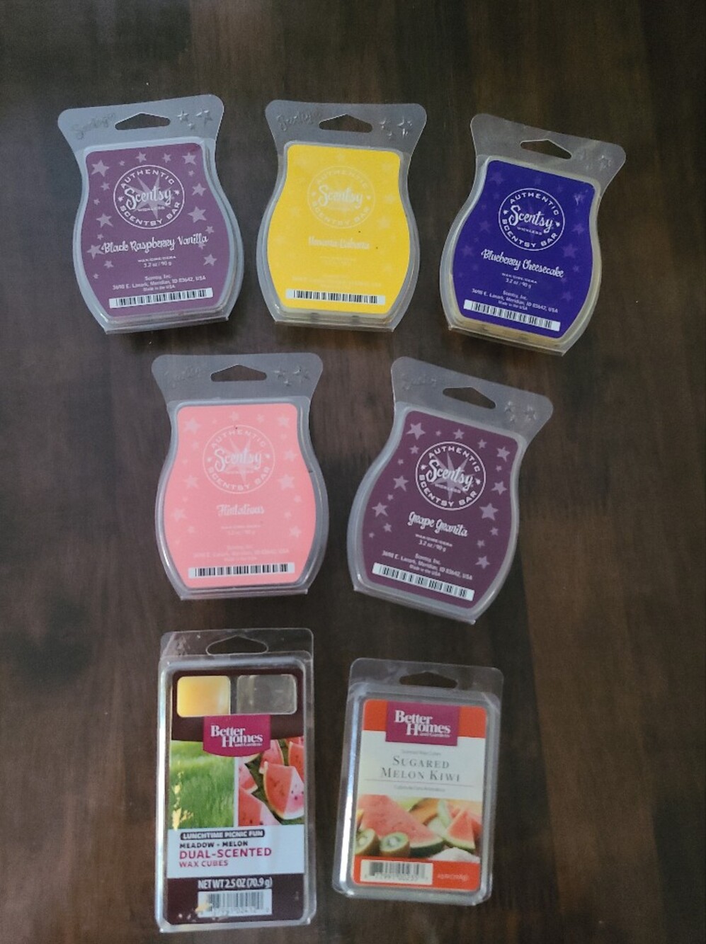 5 Scentsy Wax Melt Bars - plus two bonus
